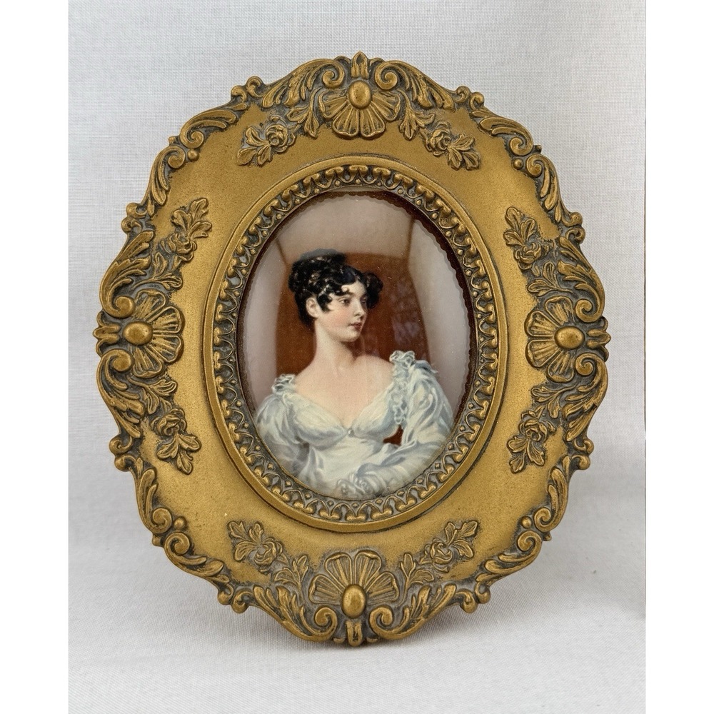 Vintage Cameo Creation Oval Victorian Portrait Bubble‎ Glass Countess Grosvenor